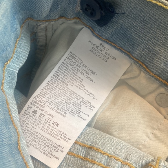 LEVIS X Disney MICKEY MOUSE 511 Slim Youth Jeans Disney Ltd Edition Size 8 - Picture 12 of 12